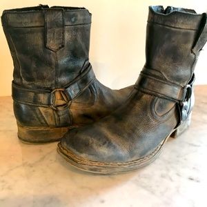 Biker boots /harness style